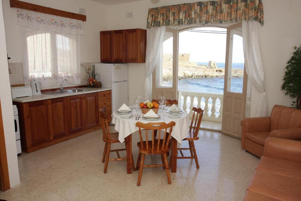 Horizon Apartments Gozo Marsalforn Eksteriør bilde